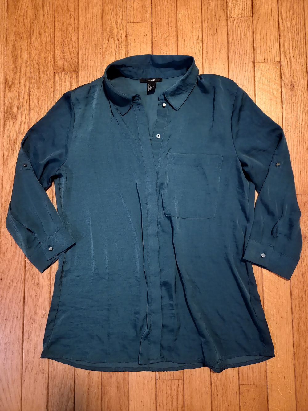 ​Forever 21 Teal Blue Roll Tab Sleeve Blouse Small Button Down Work Pocket Shirt